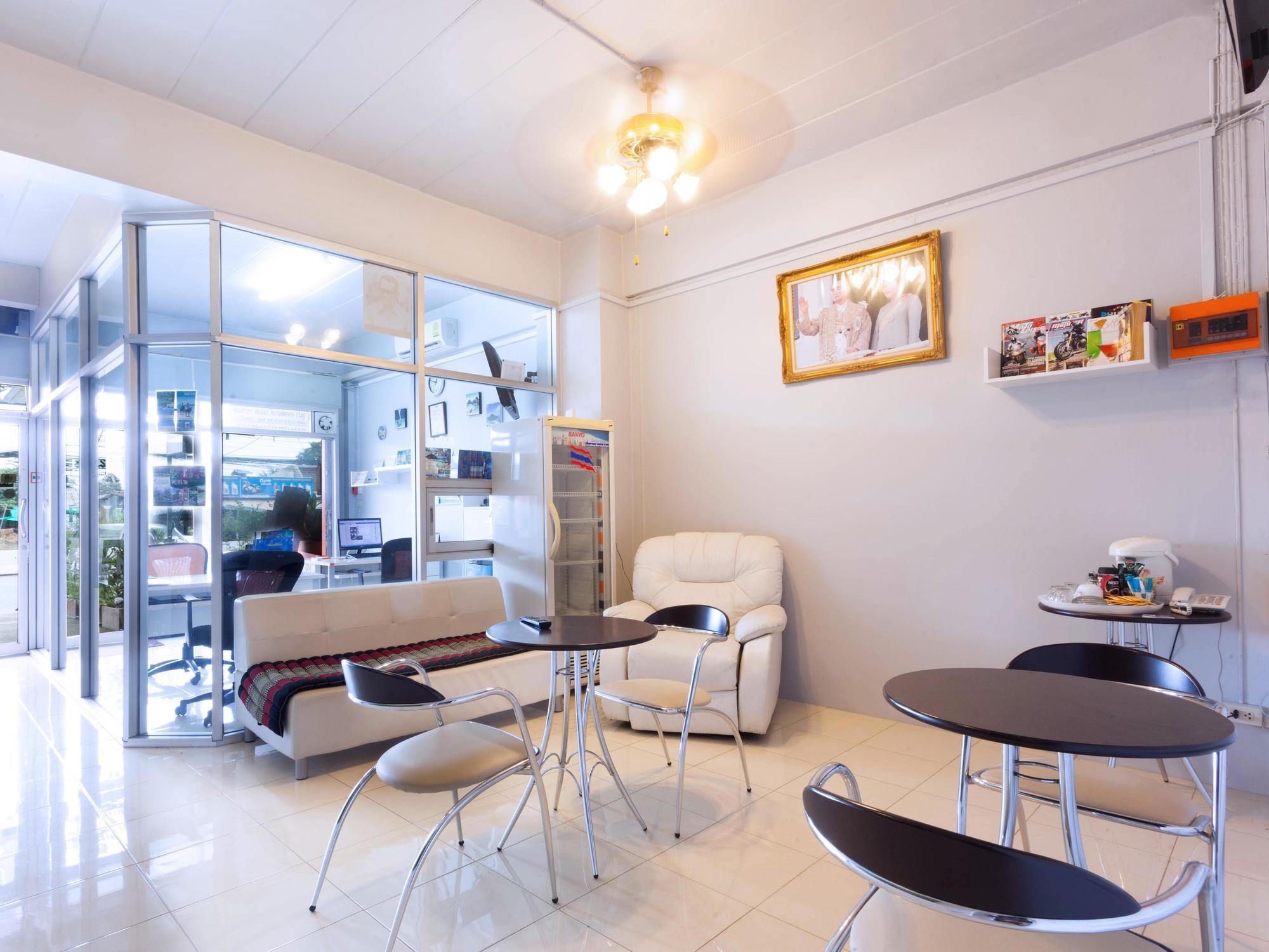 Luna Guesthouse And Travel Rawai Bagian luar foto