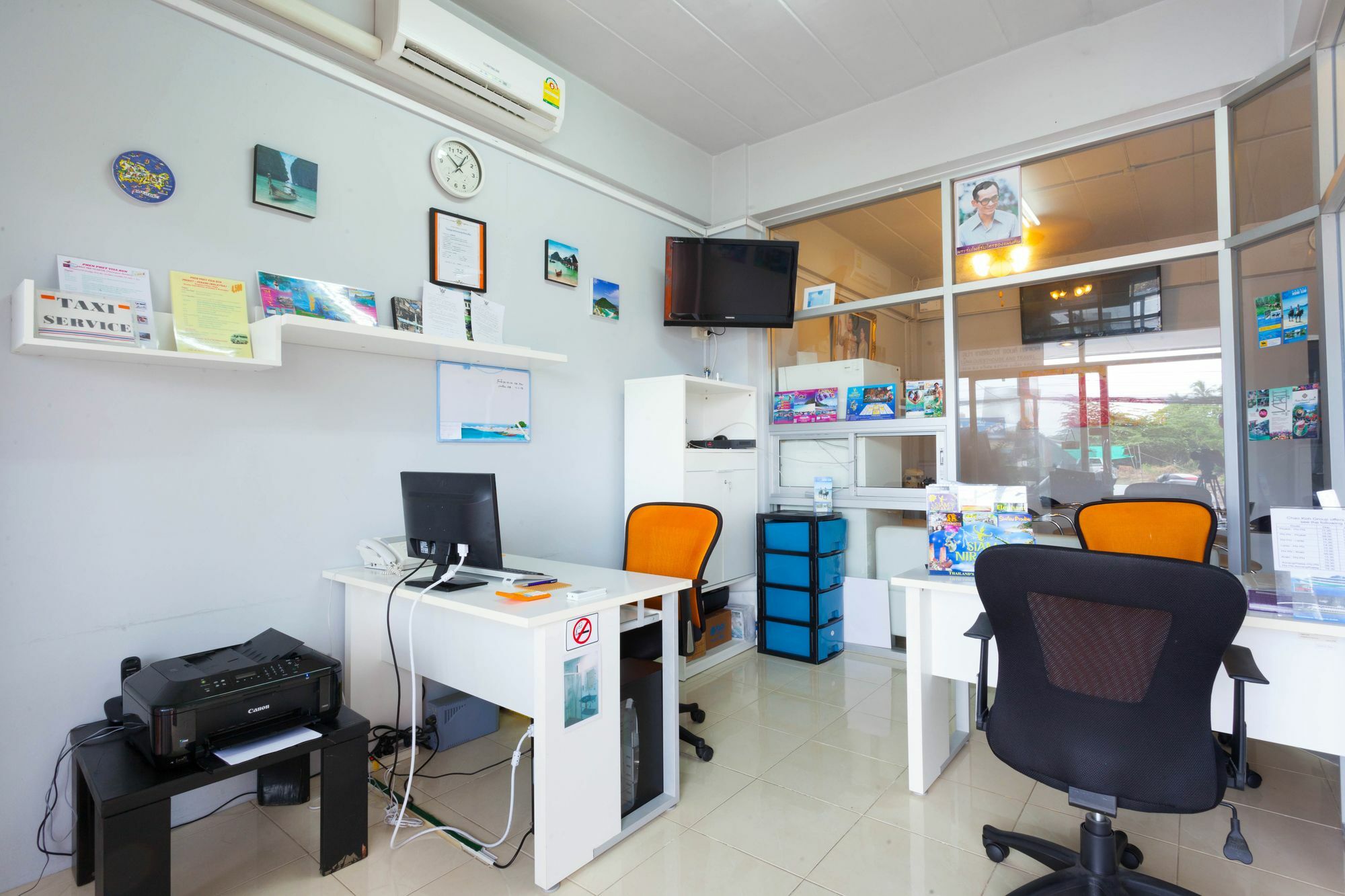 Luna Guesthouse And Travel Rawai Bagian luar foto