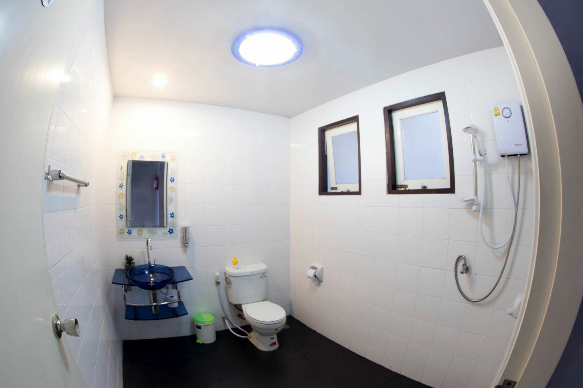 Luna Guesthouse And Travel Rawai Bagian luar foto